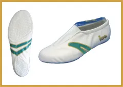 IWA 405 Kunstturnschuhe Modell 405 creme mit grünen Streifen